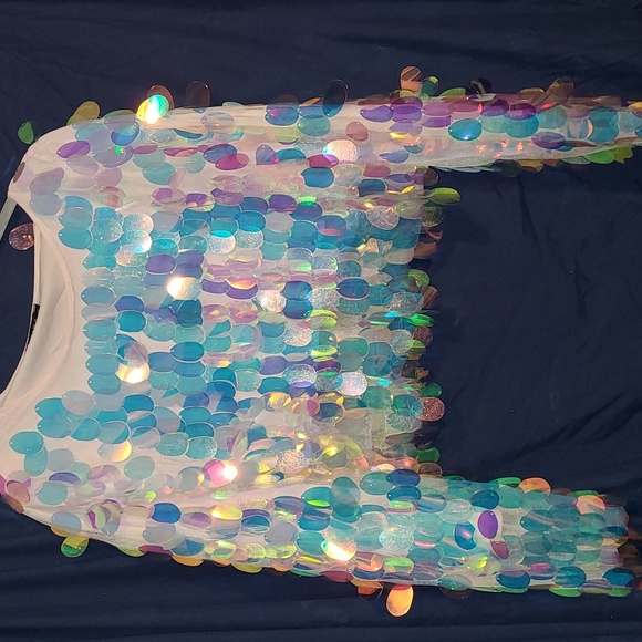 Multi colored sequence crop top - Picture 1 of 1